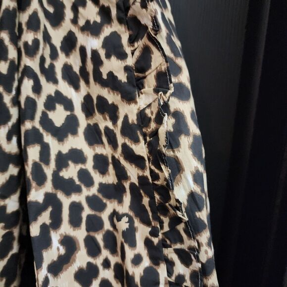 J. Crew Sz. M Leopard Print Ruffle-Sleeve Top Blouse - Picture 8 of 16
